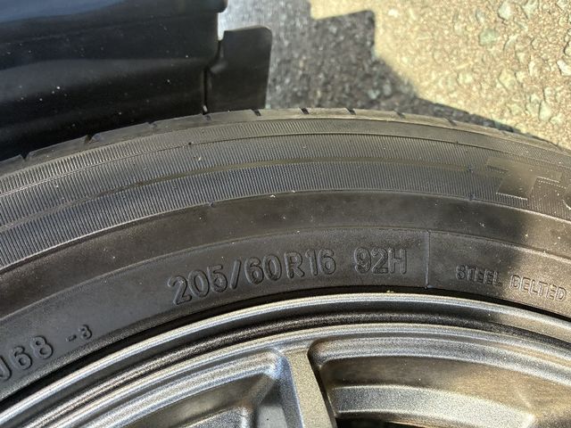 TOYOTA VOXY 4WD 2022