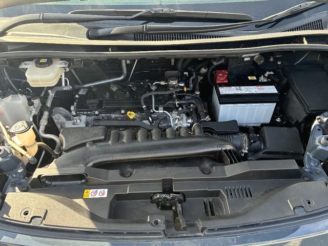 TOYOTA VOXY 4WD 2022