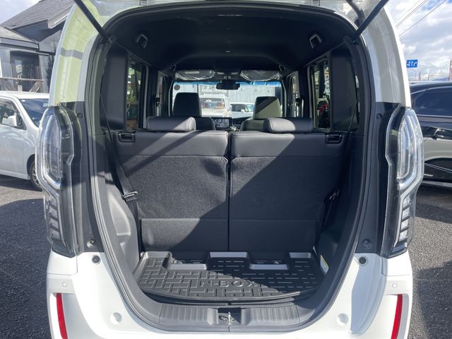 HONDA N BOX CUSTOM 4WD 2023