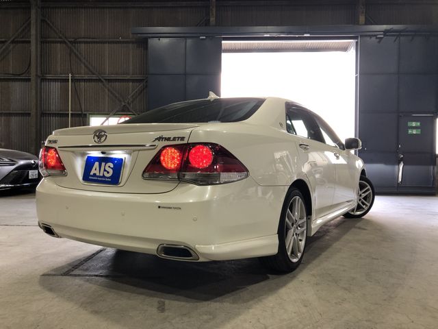 TOYOTA CROWN sedan 2012