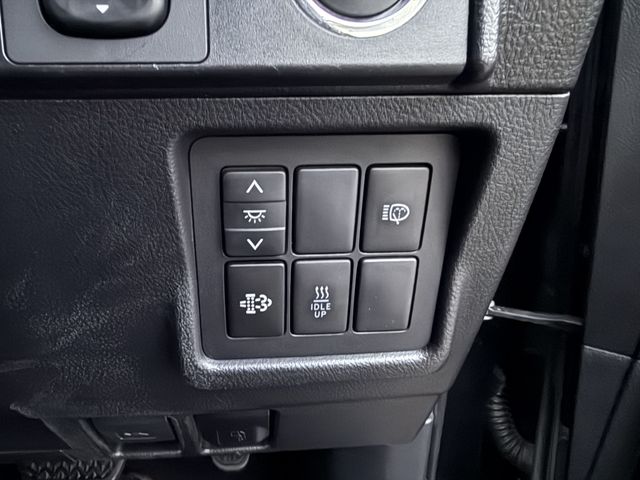 TOYOTA LANDCRUISER PRADO 2017