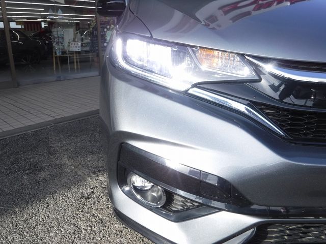 HONDA FIT HYBRID 2017