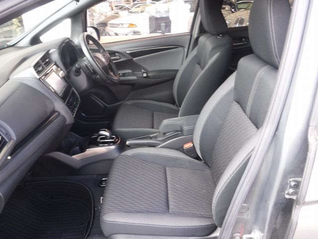 HONDA FIT HYBRID 2017