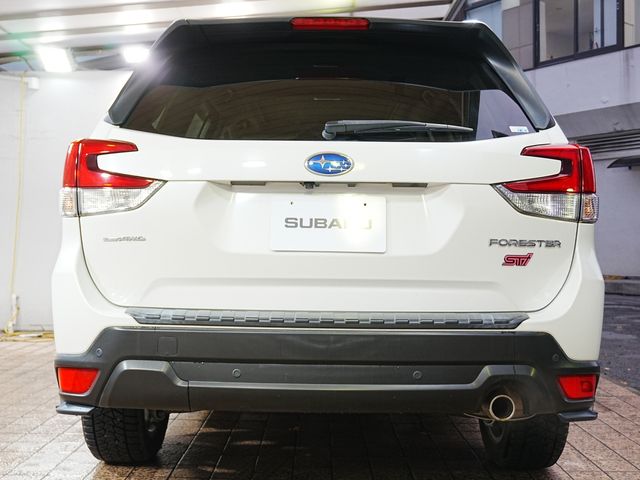 SUBARU FORESTER 2018