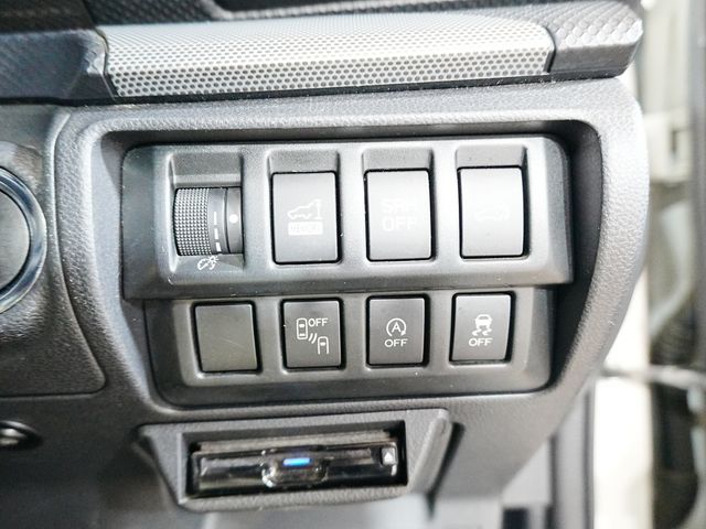 SUBARU FORESTER 2018