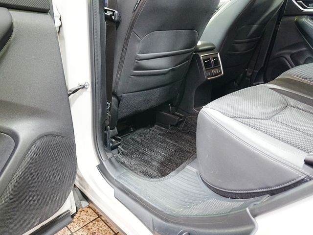 SUBARU FORESTER 2018