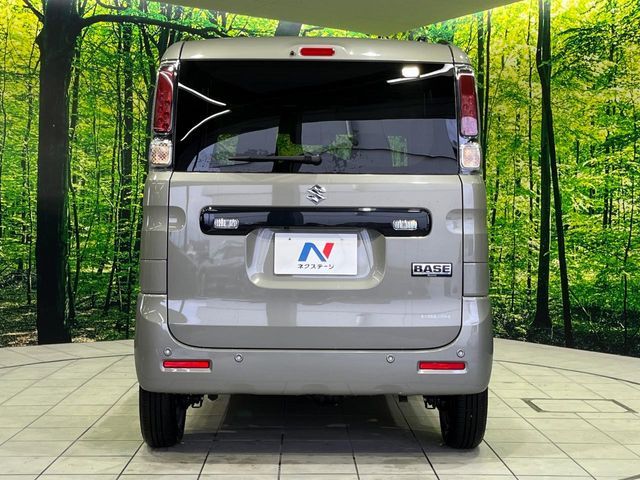 SUZUKI Spacia BASE 4WD 2024