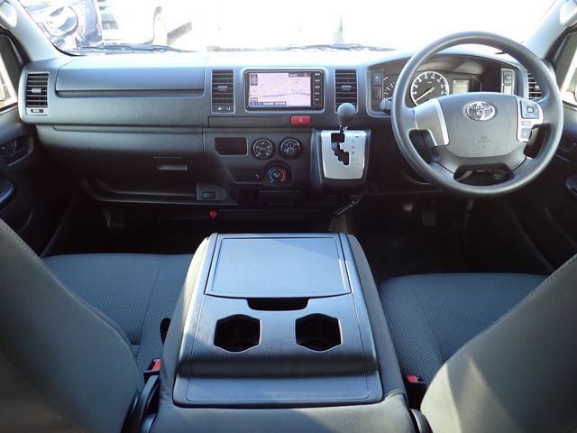 TOYOTA HIACE van 2WD 2020