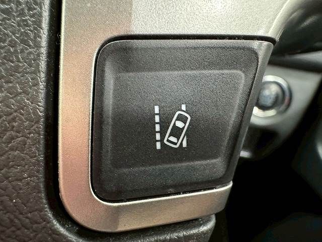 TOYOTA HIACE van 2WD 2018