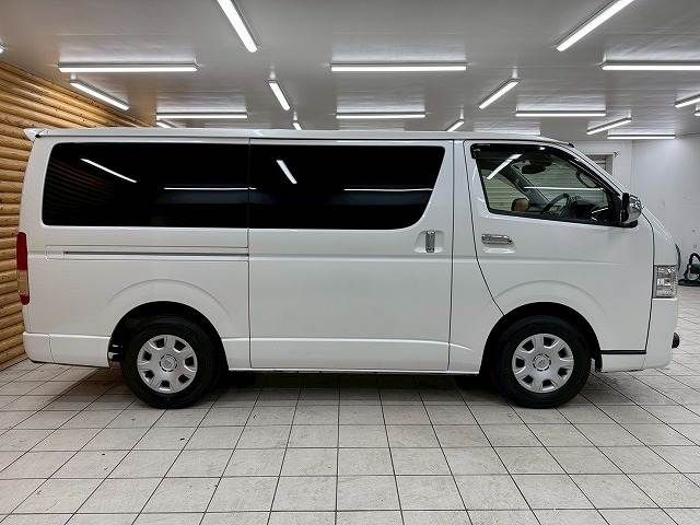 TOYOTA HIACE van 2WD 2018