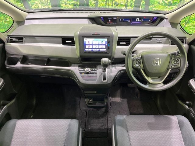 HONDA FREED plus 2017