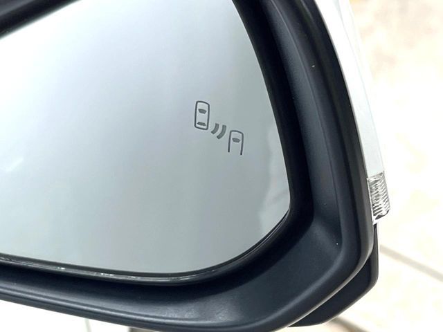 TOYOTA COROLLA CROSS HYBRID 2024