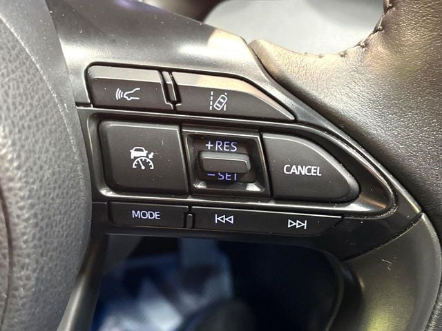 TOYOTA YARIS CROSS HYBRID 2023