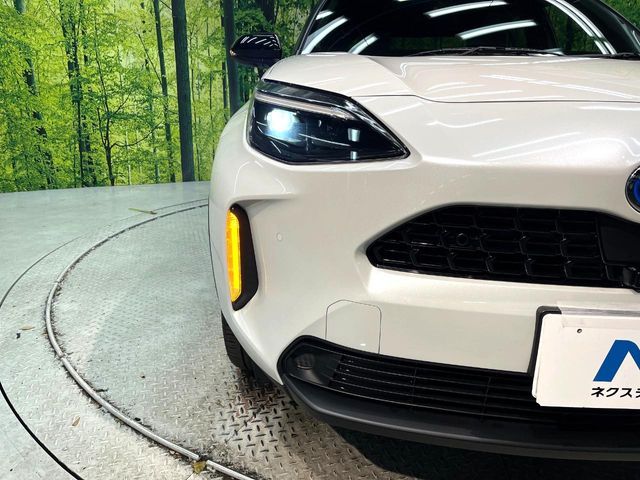 TOYOTA YARIS CROSS HYBRID 2023