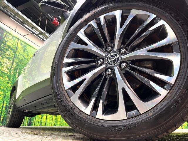 TOYOTA YARIS CROSS HYBRID 2023