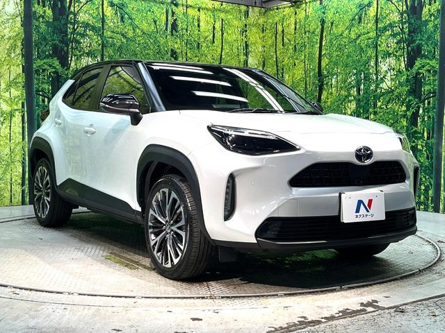 TOYOTA YARIS CROSS HYBRID 2023
