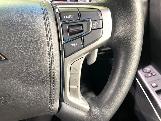 MITSUBISHI DELICA D:5 4WD 2023