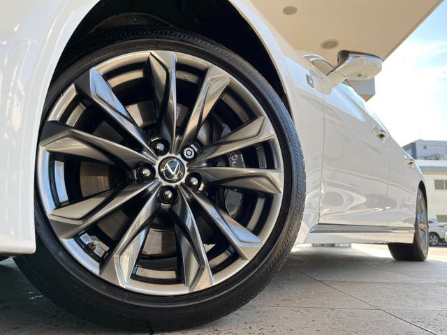 TOYOTA LEXUS LS500 2018