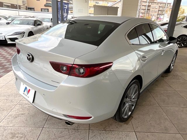 MAZDA MAZDA3 SEDAN 2023