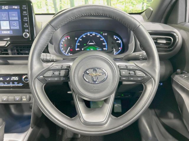 TOYOTA YARIS CROSS 2023