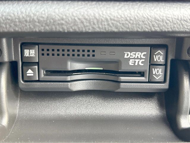 TOYOTA CROWN MAJESTA HYBRID 2015