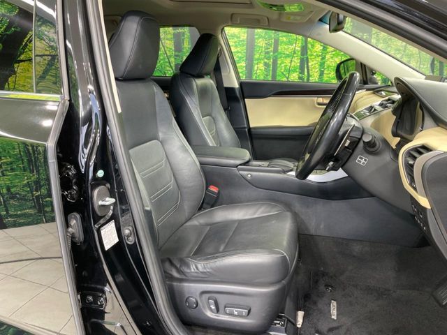 TOYOTA LEXUS NX300h 2015