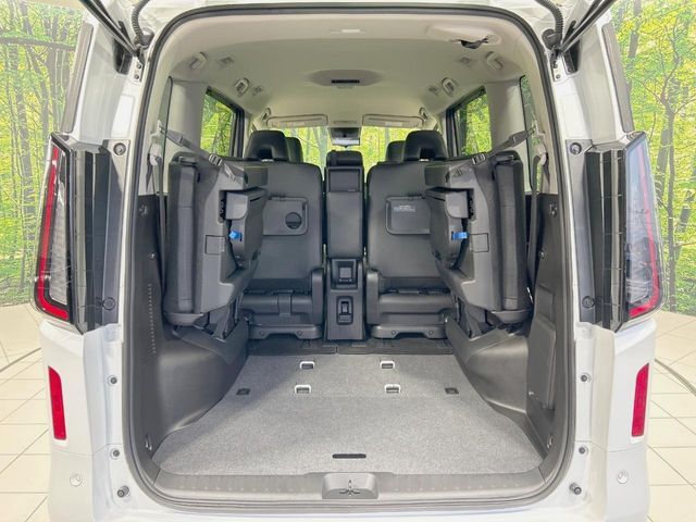 NISSAN SERENA  WG 2023