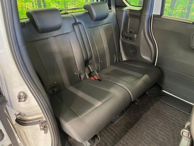 HONDA N BOX CUSTOM 2024