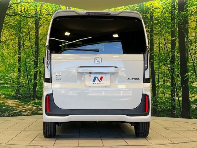 HONDA N BOX CUSTOM 2024