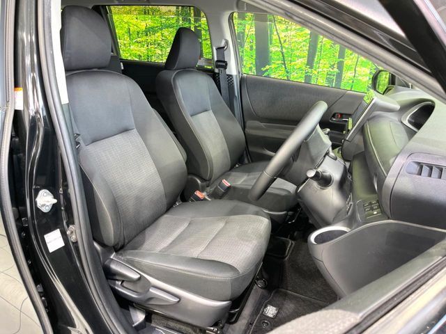 TOYOTA SIENTA HYBRID 2021