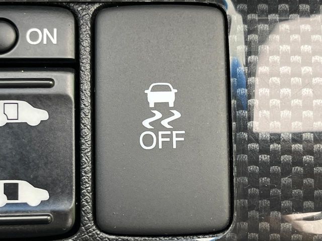 HONDA STEPWAGON SPADA 2010