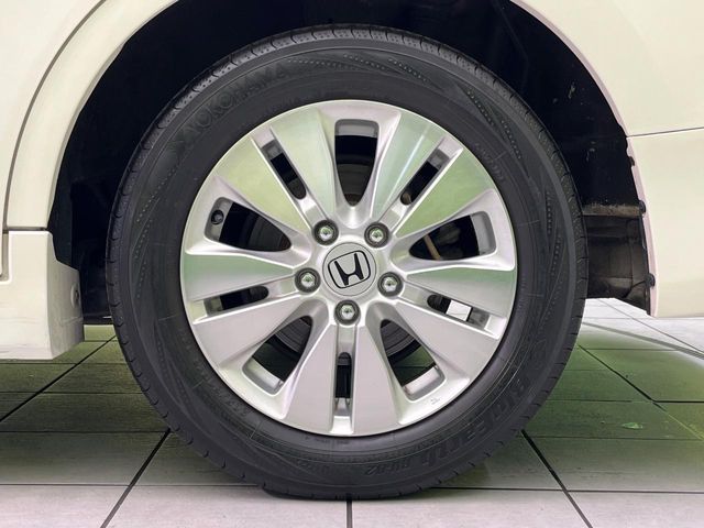 HONDA STEPWAGON SPADA 2010