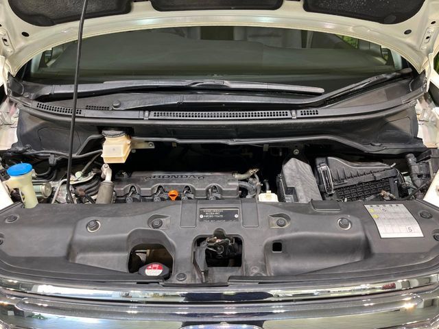 HONDA STEPWAGON SPADA 2010