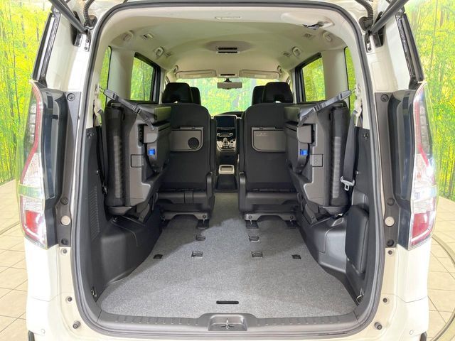 NISSAN SERENA  WG 2019