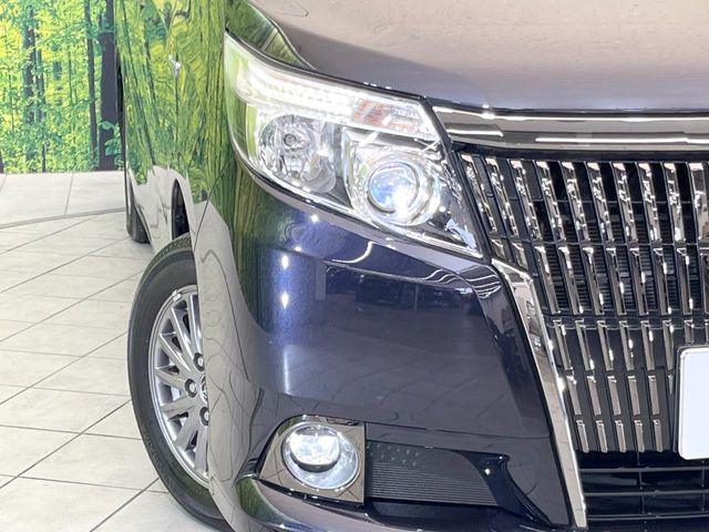 TOYOTA ESQUIRE HYBRID 2016