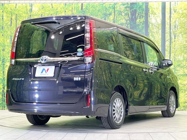 TOYOTA ESQUIRE HYBRID 2016