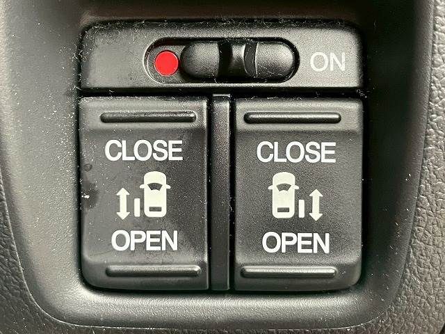 HONDA N BOX CUSTOM 2016