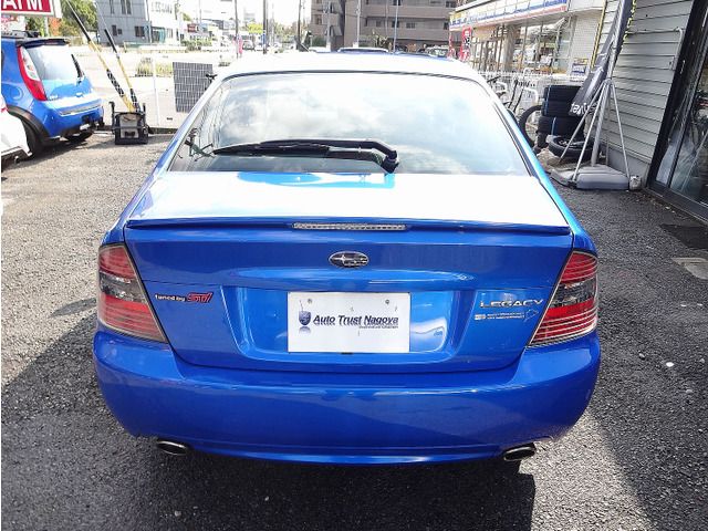 SUBARU LEGACY B4 2004