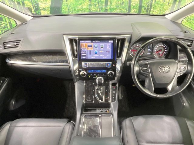 TOYOTA VELLFIRE 4WD 2019