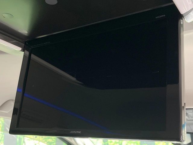 TOYOTA VELLFIRE 4WD 2019