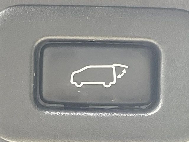 TOYOTA VELLFIRE 4WD 2019