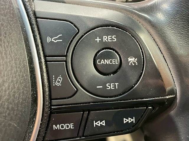 TOYOTA HARRIER HYBRID 2021