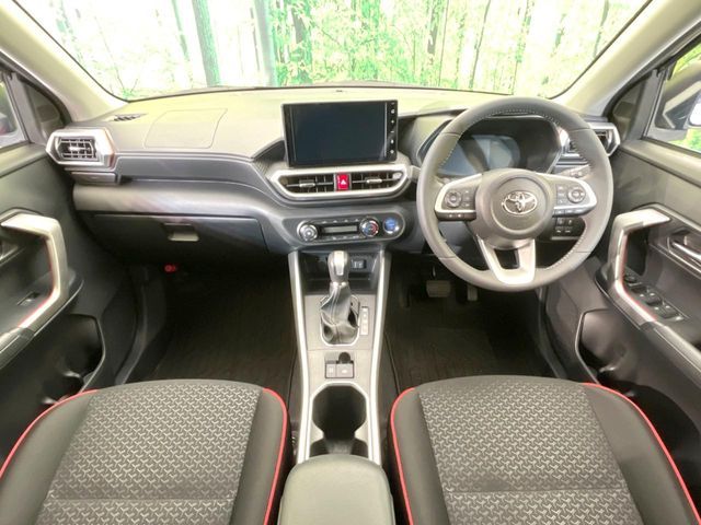 TOYOTA RAIZE HYBRID 2024