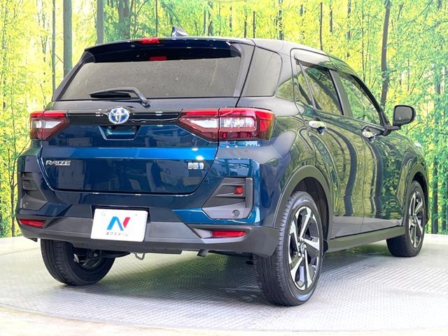 TOYOTA RAIZE HYBRID 2024