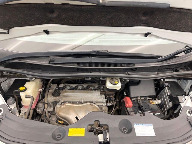 TOYOTA VELLFIRE 2013