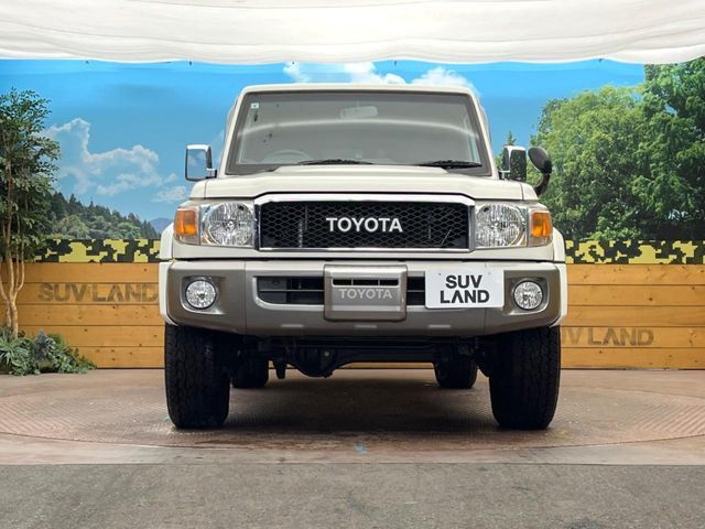 TOYOTA LANDCRUISER van 2014