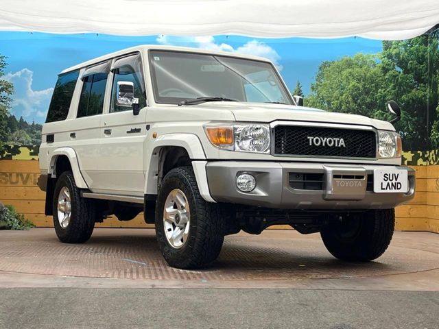 TOYOTA LANDCRUISER van 2014