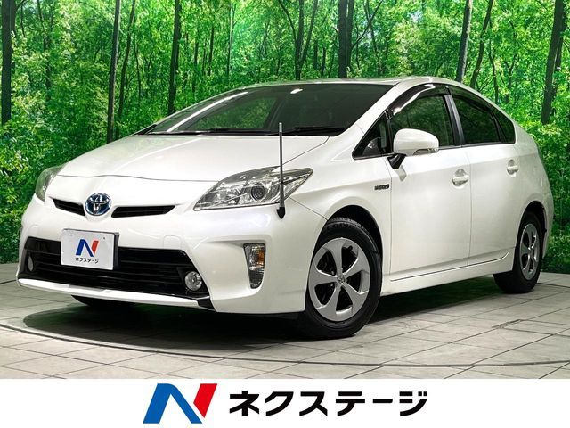 TOYOTA PRIUS 2012
