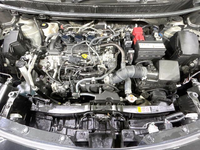 TOYOTA YARIS CROSS 2024