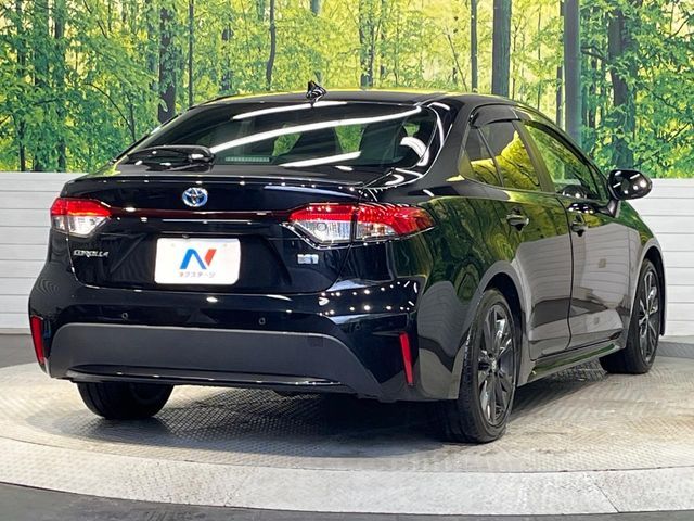 TOYOTA COROLLA sedan HYBRID 2024